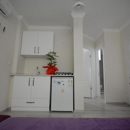 Samyeli Rezidans Apartment Кушадасъ Екстериор снимка